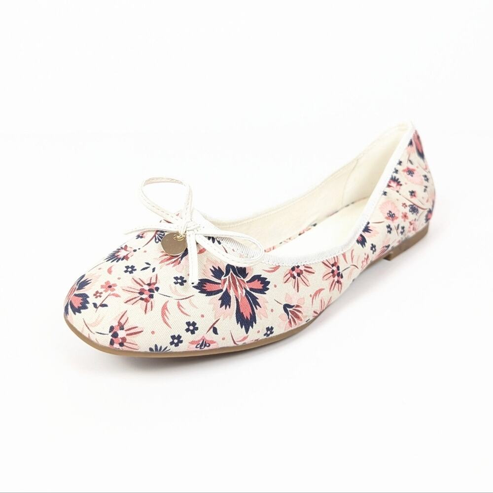 NWOT Ted Baker London Bayna Floral Ballet Flat Size 8.5